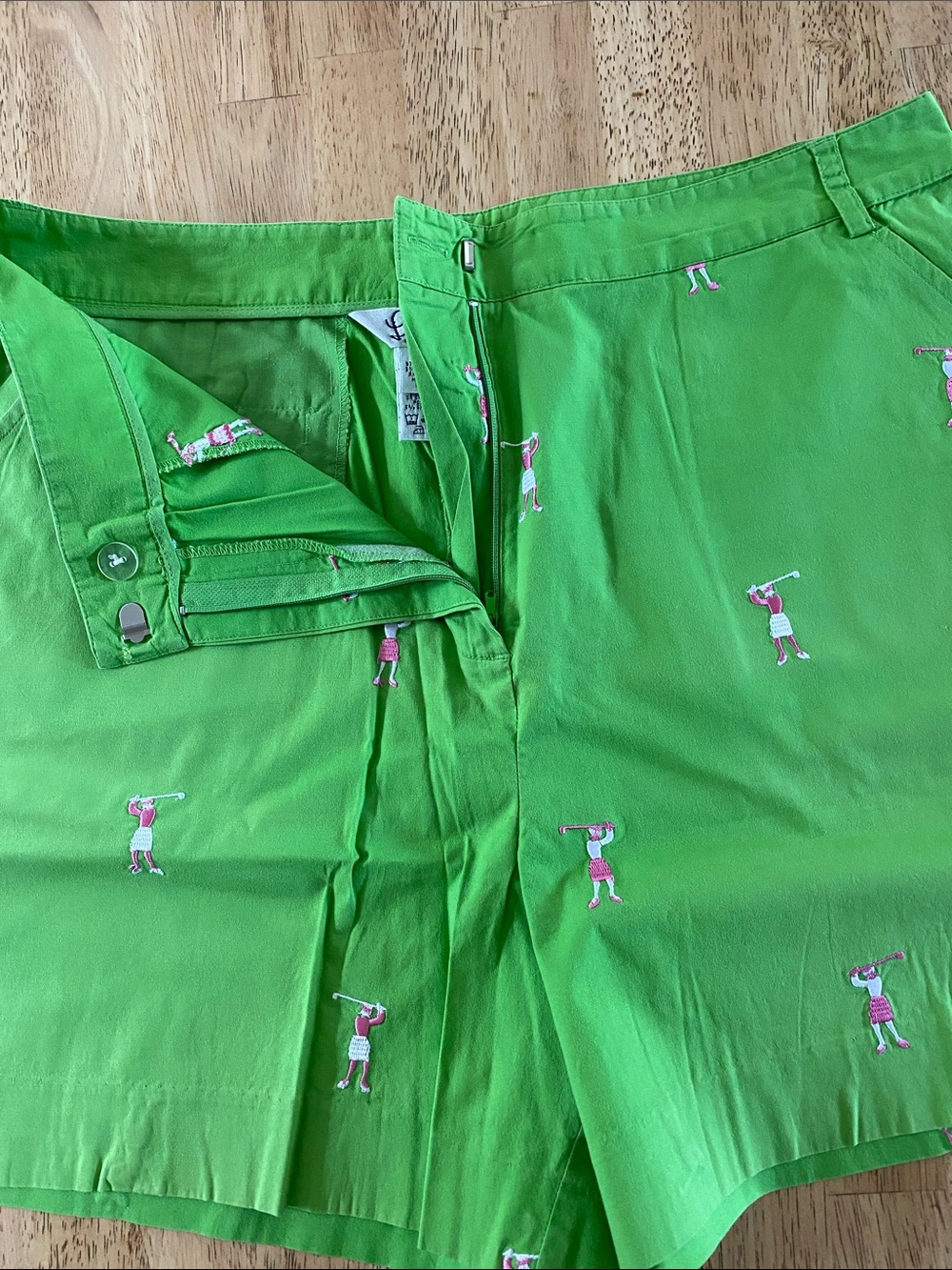 White Label Lilly Pulitzer Lime Green Shorts with Pink Golfer Embroidery - Picture 3 of 3